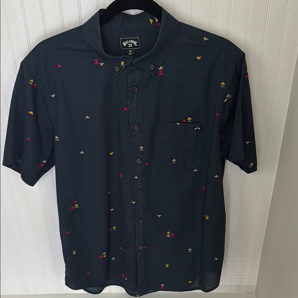 Billabong Men's Navy Short Sleeve Button-up Shirt